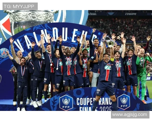 英超激情对决巴黎圣日耳曼大胜巴萨四球横扫全场激情四溢