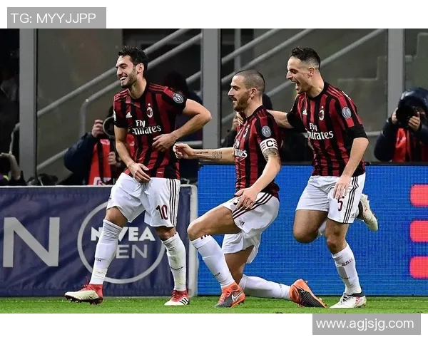 世界杯精彩对决AC米兰逆转拜仁引爆全场激情时刻分析