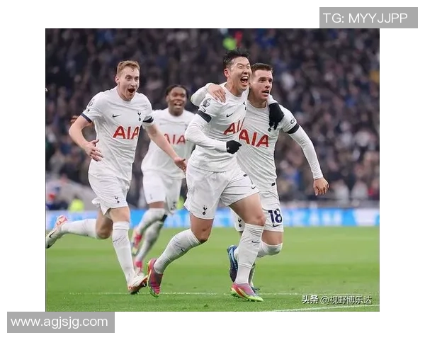 欧冠大战曼联逆转热刺6-2绝杀瞬间引发全场狂欢解析